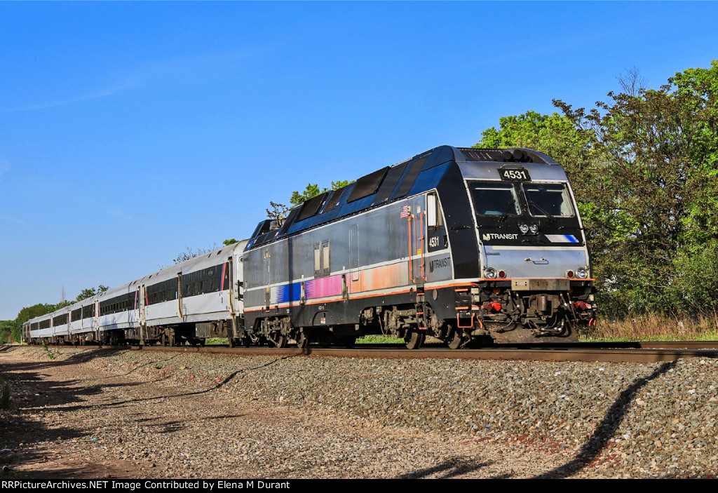 NJG 4531 on Train 5747